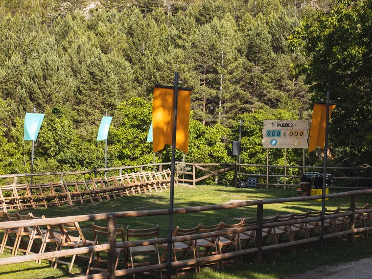 Plaza de Pueblo Fest Camp
